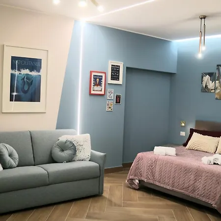 Parthenope Stopover Appartement *