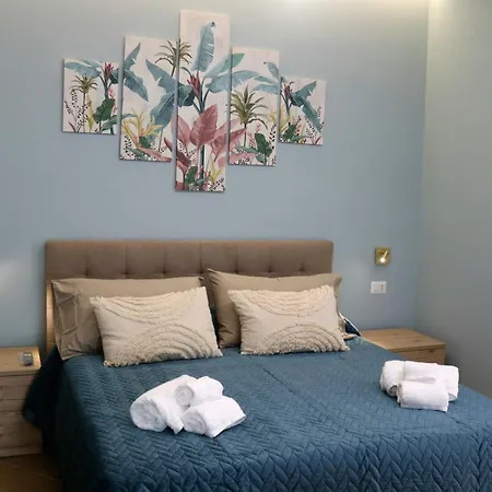 Parthenope Stopover * Neapel